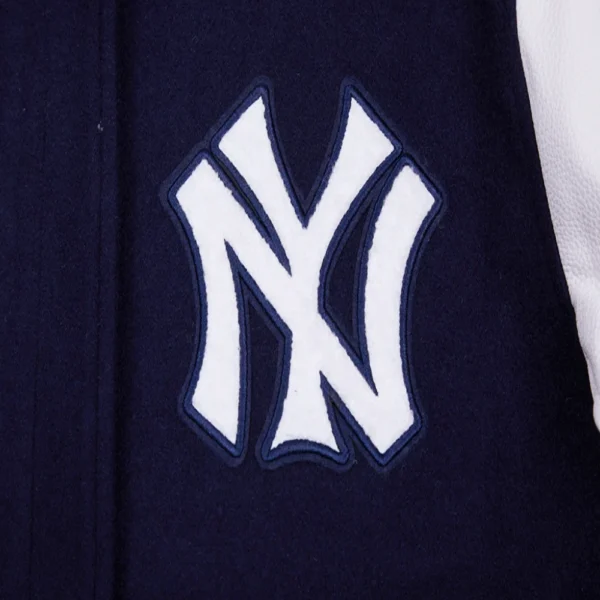 New York Yankees Retro Classic Women’s Navy/White Wool & Leather Varsity Jacket